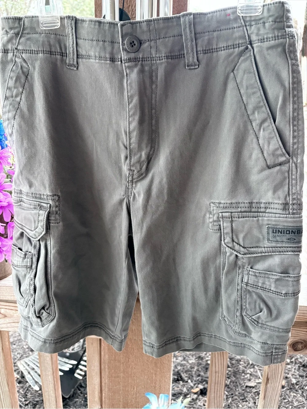 Men’s UnionBay Grey Cargo 5 Pocket Fly Zip Belt Loops Cotton Short 32
